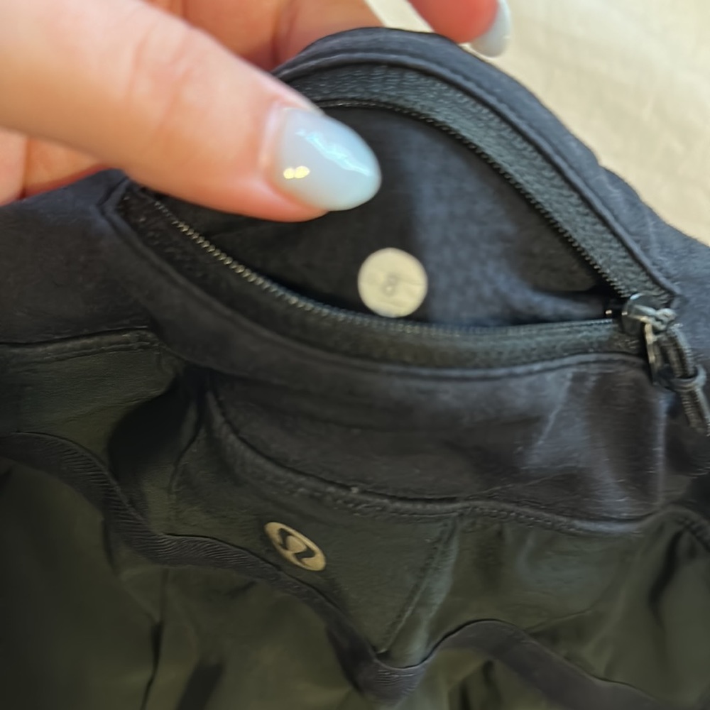 Lululemon skirt - Picture 3 of 4